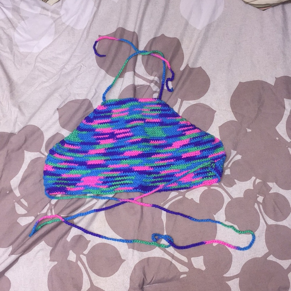 Halter crop top
